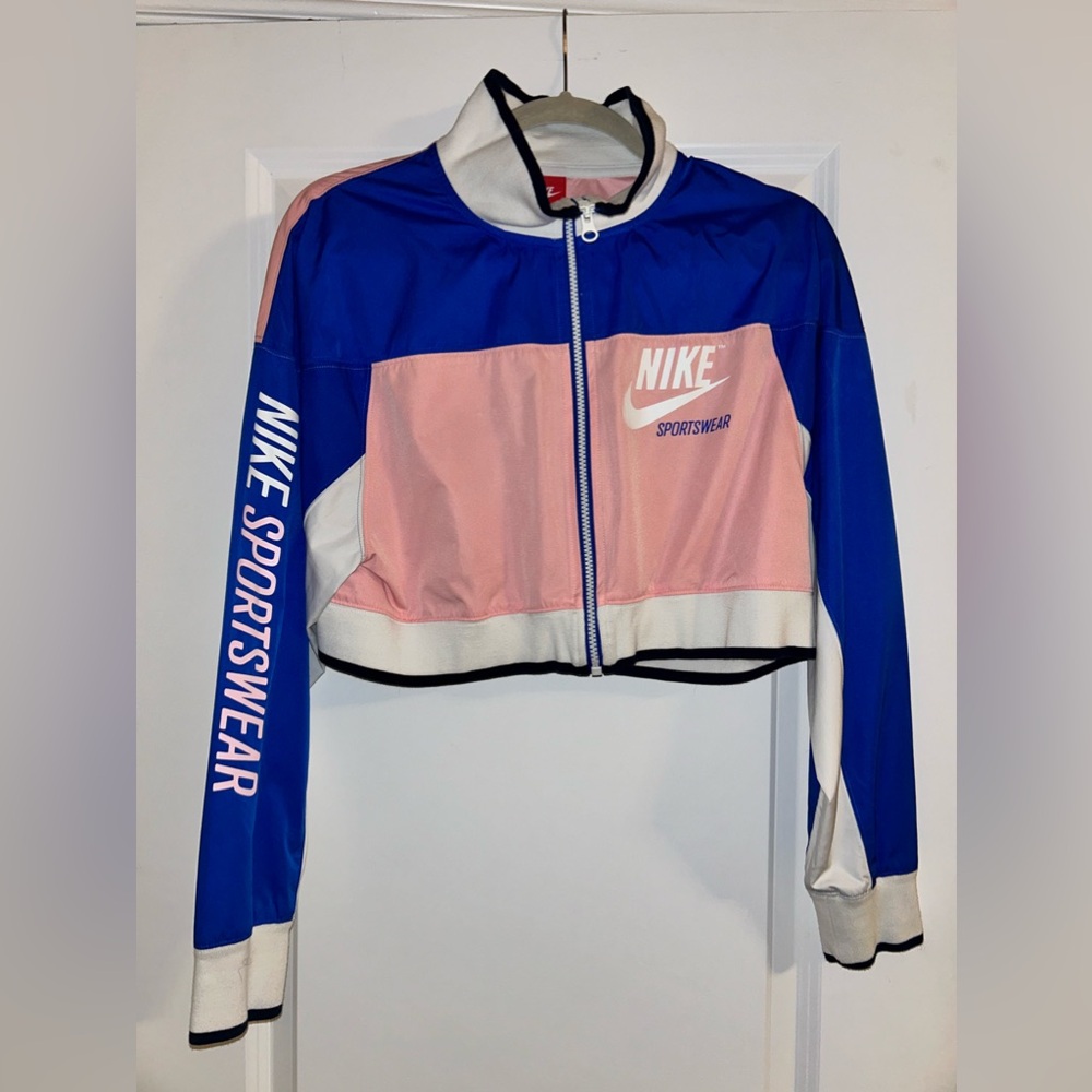Nike Sportswear Women’s Cropped Track Jacket